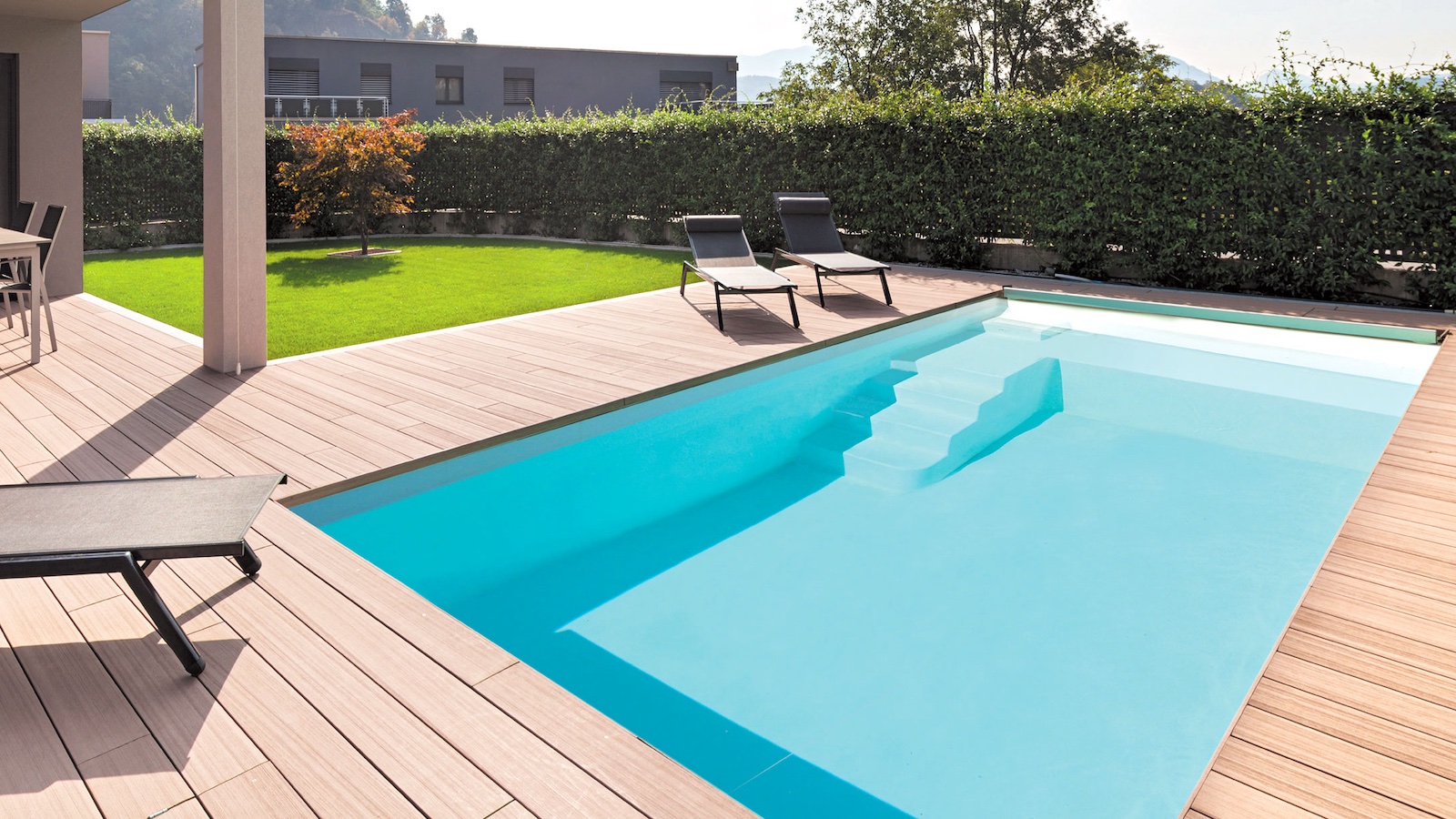 piscine-coque-mont-ventoux-1600×900