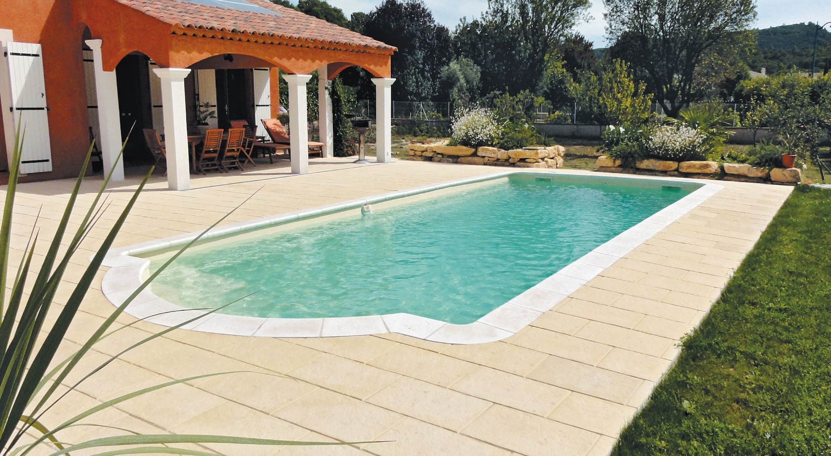 piscine-coque-porquerolle-1600×900