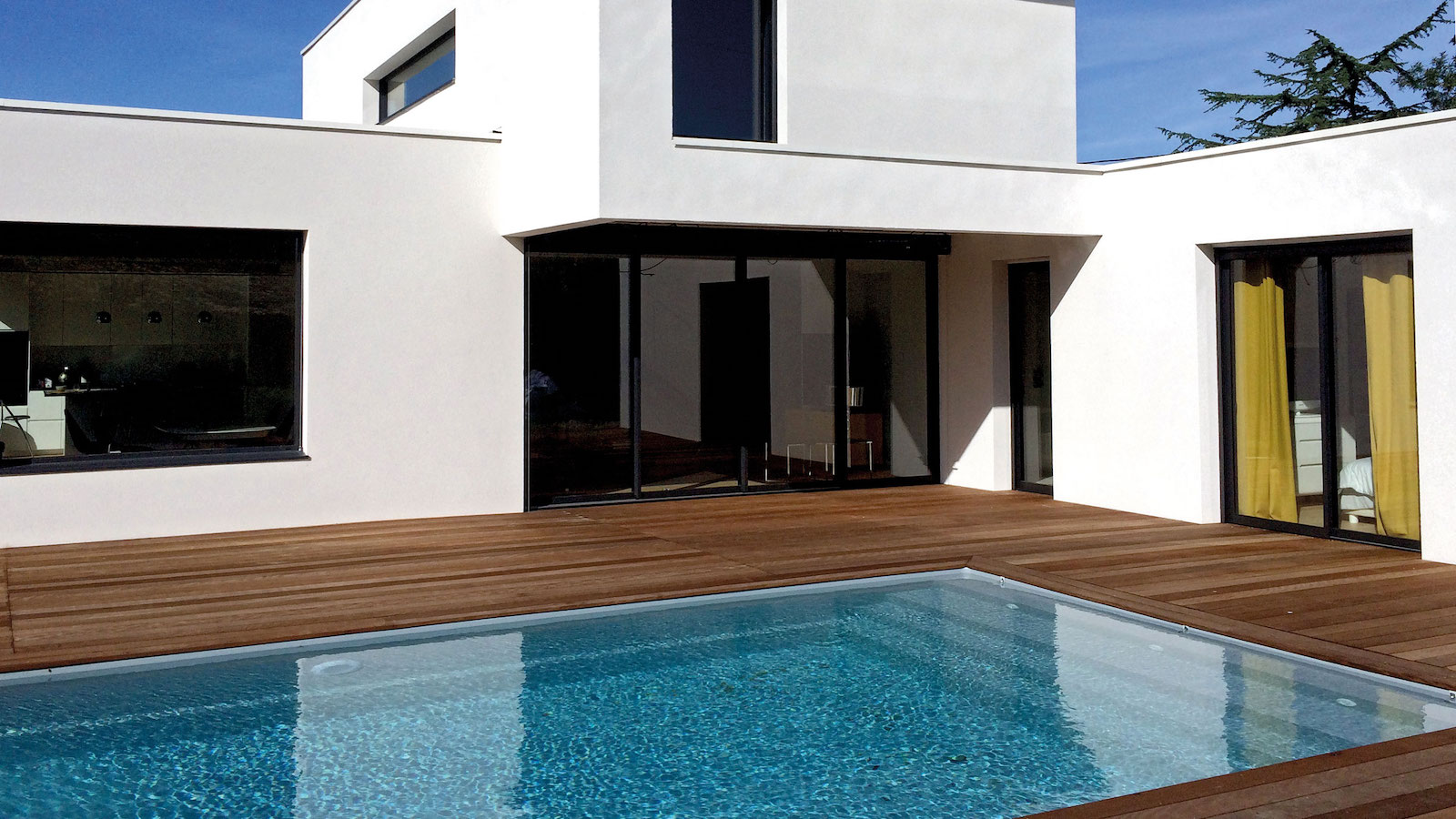 piscine-coque-extra-84-1600×900
